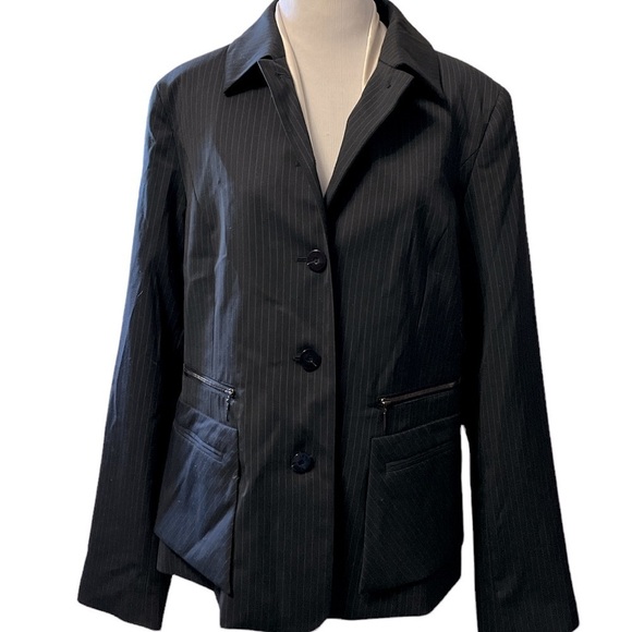 DonCaster fully lined black with gray pinstripe jacket, size 14, new - Picture 1 of 13